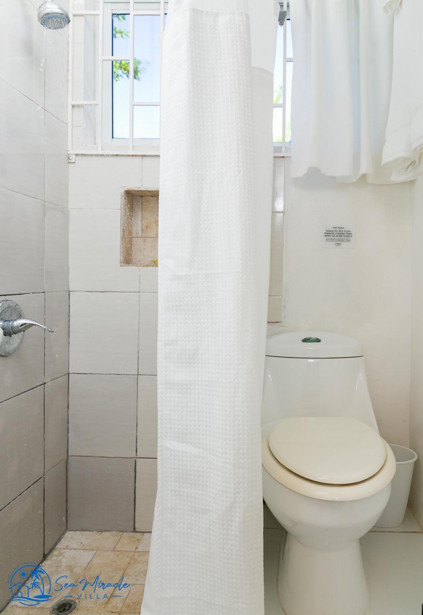 Sea Miracle Villa/Beach Cottage Silver Sands Екстер'єр фото